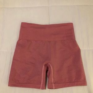 SHEIN gym shorts🤍